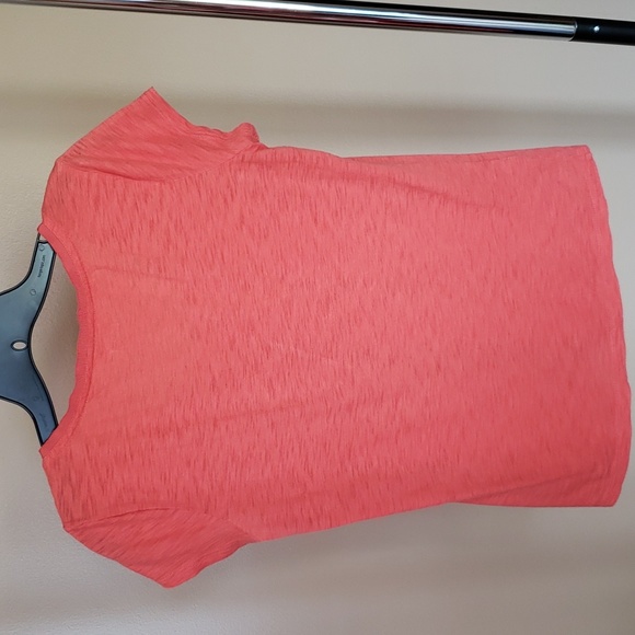 Loft T-shirt - Picture 3 of 4